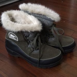 Sorel Tivoli winter boots, size 9